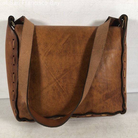 Vintage~Brown Leather Shoulder Bag~ Stitching~Flap~Turnlock - Picture 3 of 8